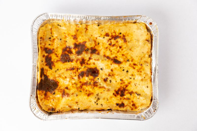 Baked lasagna with bolognese and bechamel